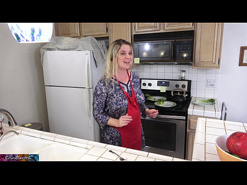 ❤️ Stepmom milking him in the kitchen before his date Fucking video at en-us.xxxtophd.ru ❌️❤